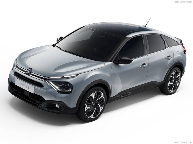 <p>50 Kw g&uuml;c&uuml;nde bir bataryası bulunan yeni C4'&uuml;n bug&uuml;ne kadar yapılan siparişlerinin y&uuml;zde 17'si bu elektrikli s&uuml;r&uuml;mden oluşuyor.</p>
