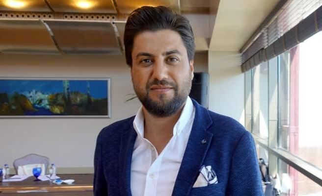 <p>Katil İsrail'in bu yaptıklarından acilen vazgeçmesi için tüm devletlerin çağrıda bulunması gerekiyor. Dünyadaki tüm İnsan hakları savunucuları, yazarlar, sanatçılar gibi pek çok önemli ismin bu konuda sessiz kalmaması gerekiyor!<br />
Çocuklarımızın hep birlikte sevgi, saygı ve mutlu yaşayabilecekleri bir dünyaya ihtiyacı olacak. Bu yüzden bugün yapılanlar hepimizin ortak meselesidir. Susma tepki ver dünya.</p>
