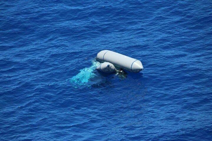 <p>Güvenlik kaynakları, Libya açıklarında görevli fırkateynin bu hafta içinde yardım çağrısında bulunan 123 düzensiz göçmenin kurtarılmasında da önemli rol oynadığını belirterek, Libya açıklarında görev yapan Deniz Kuvvetleri Komutanlığına ait gemilerin bölgede muhtemel can kayıplarının önlenmesine büyük katkılar sağladığını aktardı.</p>
