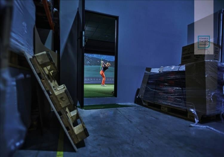 <p>Anadolu Ajansı (AA) tarafından foto muhabirlerini desteklemek amacıyla bu yıl yedincisi d&uuml;zenlenen uluslararası fotoğraf yarışması "Istanbul Photo Awards"da kazananlar a&ccedil;ıklandı. "Seri Spor" dalında &Ccedil;ek fotoğraf&ccedil;ı Barbora Reichova "Yıkılmaz Olimpiyat&ccedil;ılar" &ccedil;alışmasıyla ikinci oldu.</p>
