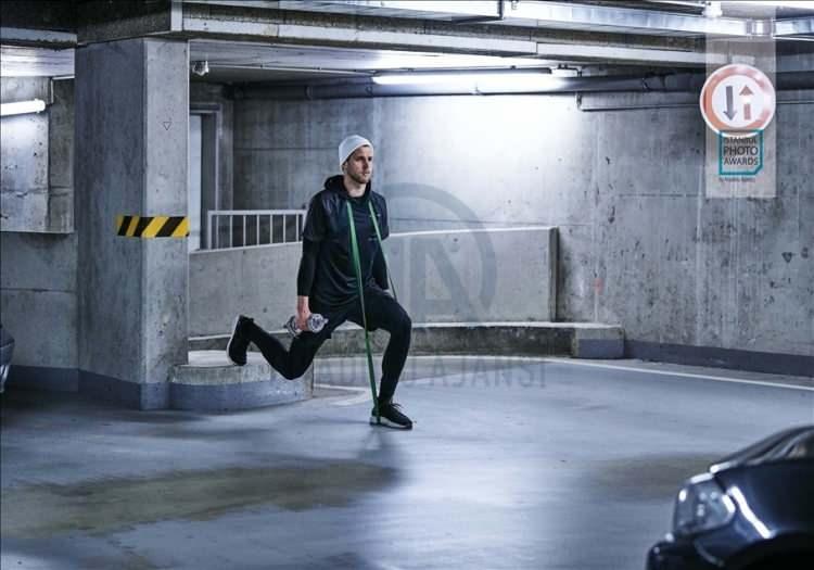 <p>Anadolu Ajansı (AA) tarafından foto muhabirlerini desteklemek amacıyla bu yıl yedincisi d&uuml;zenlenen uluslararası fotoğraf yarışması "Istanbul Photo Awards"da kazananlar a&ccedil;ıklandı. "Seri Spor" dalında &Ccedil;ek fotoğraf&ccedil;ı Barbora Reichova "Yıkılmaz Olimpiyat&ccedil;ılar" &ccedil;alışmasıyla ikincili oldu.</p>

<p>&nbsp;</p>
