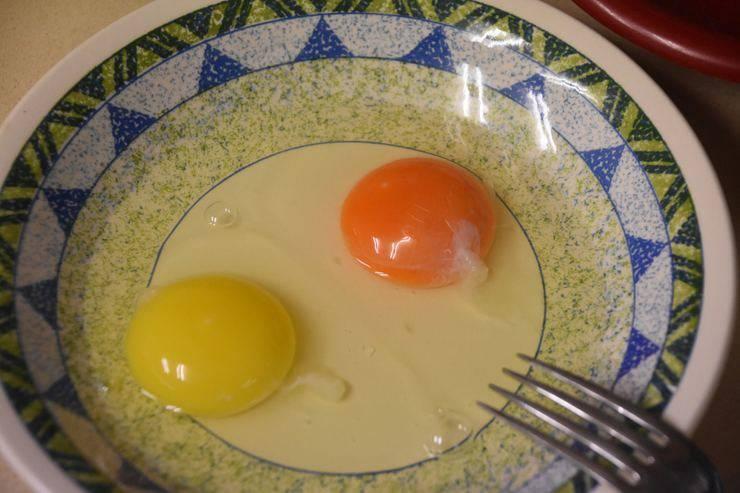 <p><span style="color:#B22222"><strong>Genellikle yumurtanın içindeki o beyaz kısmın civcivle alakası olduğu düşünülür.</strong></span></p>

<p> </p>
