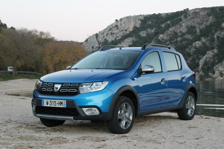 <p>2020 Dacia Sandero: Ambiance 1.0 Sce 75 bg: 121.900 TL</p>
<p> </p>