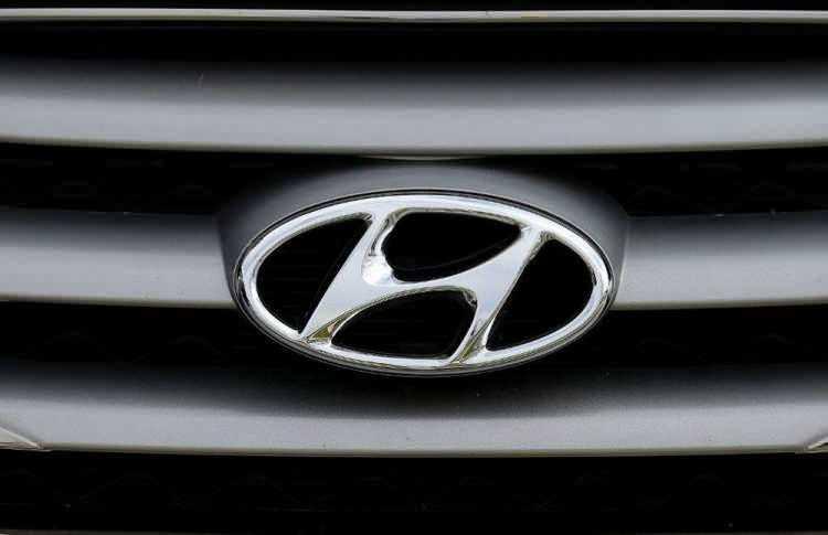 <p>8 bin 7 ile Hyundai, </p>
