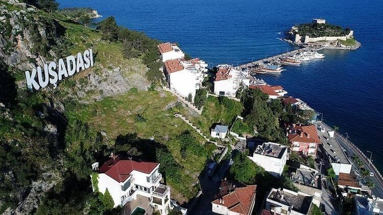 <p><strong>Muğla</strong></p>
<p>Nisan 2021 Konut Satış Adedi: 1.931</p>
<p>Toplam Satış İçinde Payı (%): 2</p>
<p>Ortalama Metrekare Satış Fiyatı (TL/m2): 7.771</p>
<p>Ortalama Fiyat (TL): 897.000</p>
<p>Yıllık Değer Değişimi (%): 62,9</p>
<p>.</p>