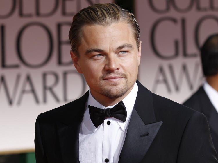 <p>46 yaşındaki ünlü aktör Leonardo DiCaprio Galapagos Adaları için başlatılan geniş çaplı koruma planına dahil oldu.</p>
