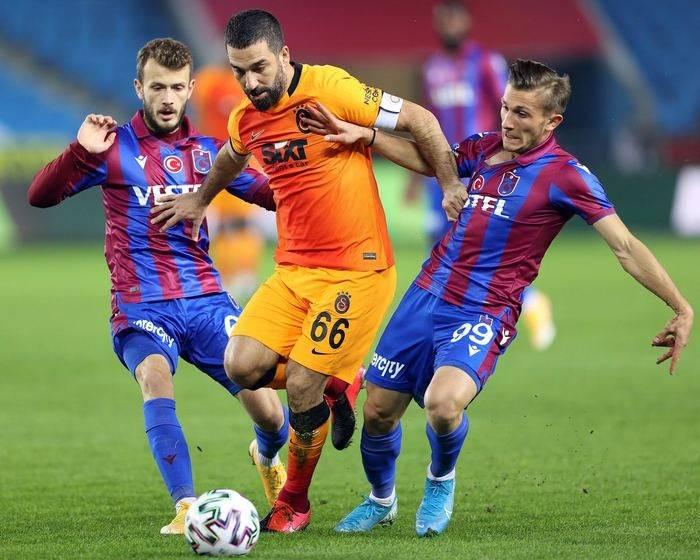 <p>ARDA TURAN</p>
