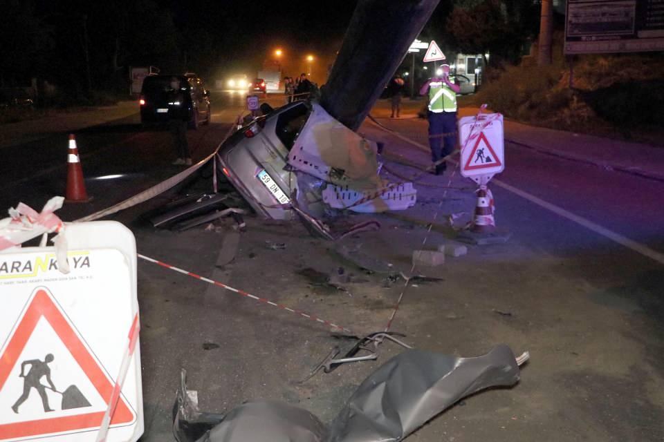 <p>Tekirdağ Büyükşehir Belediyesi'nin atık su terfi çalışması nedeniyle ikiye bölünen karayolunun ortası kazılarak, boru döşeme çalışmaları başlatıldı. </p>
