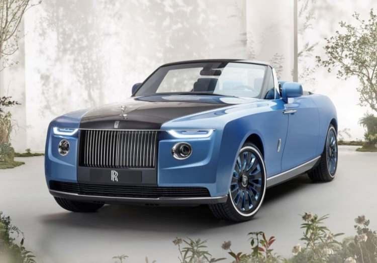 <p>Özel üretim departmanını yenileyen Rolls-Royce yeni modeli Boat Tail ile 'dünyanın en pahalı otomobili' unvanını aldı.</p>
