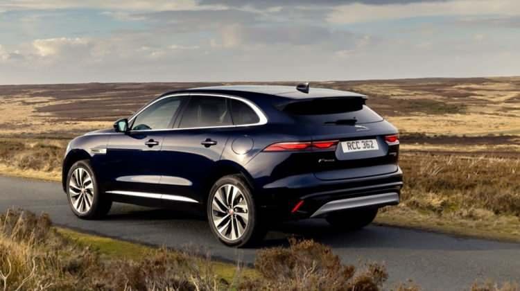 <p>Yenilenen iç ve dış tasarımıyla Yeni Jaguar F-PACE ön siparişle alınabiliyor. </p>
<p>Yeni Jaguar F-PACE 2.0 litre dizel motor seçeneğiyle geliyor. </p>