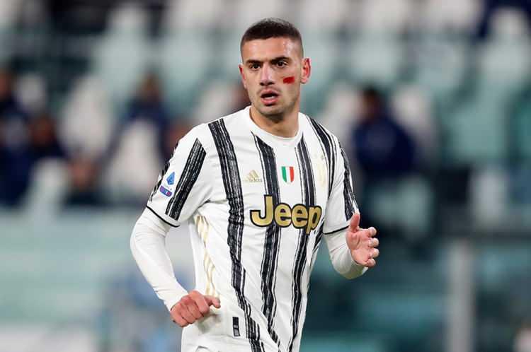 <p>MERİH DEMİRAL | JUVENTUS |<br />
<br />
2020 | Juventus 2019-20 sezonunda şampiyonluğa koşarken milli stoper Merih Demiral da kadronun bir parçasıydı.</p>
