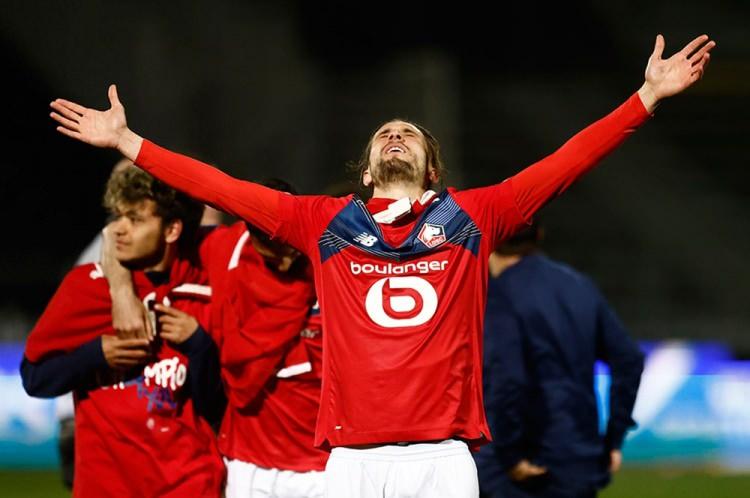 <p>YUSUF YAZICI | LILLE | 2021 |<br />
<br />
Trabzonspor'dan Lille'e transfer olan Yusuf Yazıcı, kariyerinin ilk şampiyonluğunu Lille ile yaşadı.</p>
