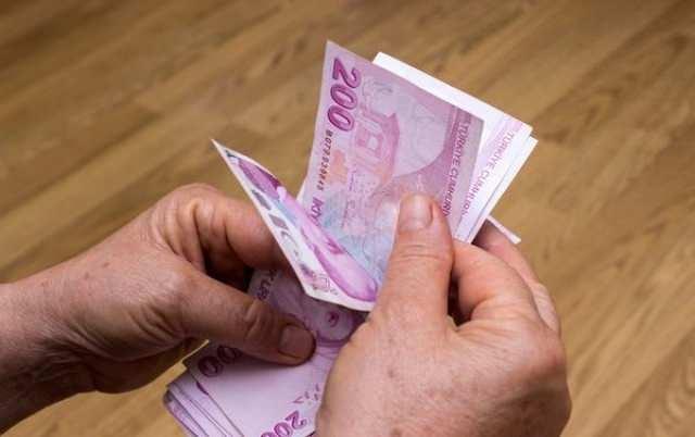 <p>Bu kapsamda aktarım yapan üyeler, aktarım tarihinden itibaren 3 yıl içinde maluliyet ve ölüm haricindeki bir nedenle sistemden ayrılamayacak.</p>
<p> </p>