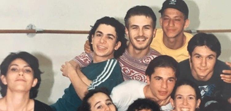 <p><span style="color:#000000"><strong>Bugün vefatının 3. yıldönümü olan Öziri için Altay'dan hem bir tbt paylaşımı hem de ağlatan bir mesaj geldi. O fotoğraf ve paylaşım şu şekilde:</strong></span></p>