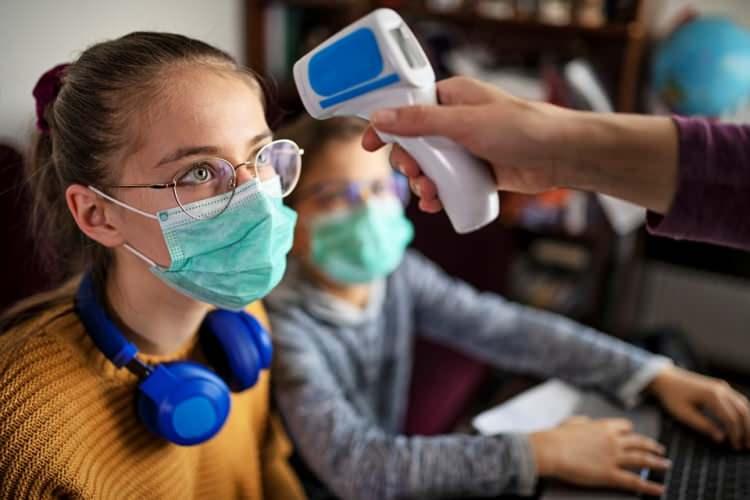 <p>ABD’de Los Angeles Çocuk Hastanesi tarafından yapılan yeni bir araştırmada, 12 yaşından küçük çocukların İngiltere’de ve California’daki benzer daha bulaşıcı koronavirüs varyantlarının önemli taşıyıcıları olabileceği aktarıldı.</p>

<p> </p>
