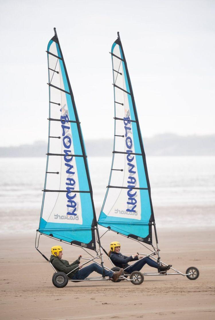 <p>G&ouml;rkemli bir d&uuml;ğ&uuml;nle evlenen &ccedil;ifti 20 yıl &ouml;nce burada tanışmıştı.&nbsp;</p>
