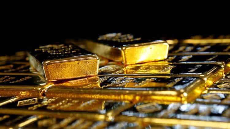 <p>ABD tarafında ortaya çıkan enflasyon konusunu piyasaların oldukça ciddiye aldığını vurgulayan Özer, Fed Başkanı Jerome Powell ile diğer banka yetkililerinden gelen güvercin açıklamaların piyasadaki dengelenmeyi beraberinde getirdiğini kaydetti.</p>