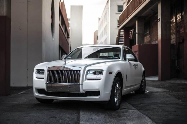 <p><strong>Rolls-Royce Phantom Serenity: 1.1 Milyon Dolar</strong></p>

<p> </p>
