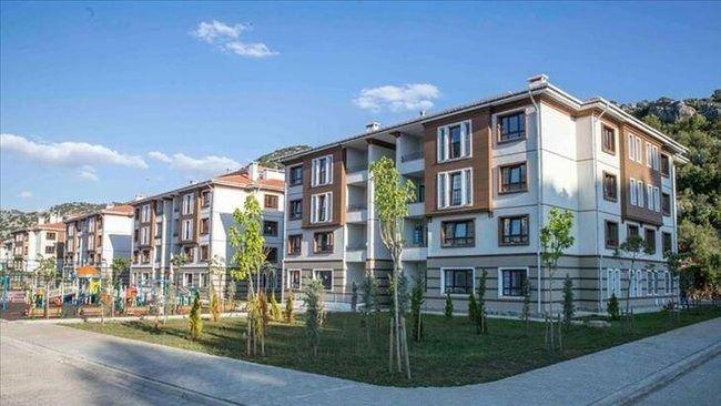 <p>En çok konut satışı gerçekleşen 30 il arasında yatırımın ortalama geri dönüş süresi (amortisman) en kısa kentler 18 yıl ile Ankara ve Şanlıurfa olarak belirlendi.</p>