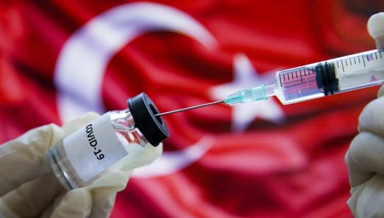 <p>VLP aşısının kasım ayına kadar kullanıma hazır olmasının beklendiğini belirten Prof. Dr. Mandal, VLP'de varyasyonlara karşı aşı çalışması yaptıklarını, İngiliz varyantına karşı aşı geliştirildiğini vurgulayarak, "Faz- 2 çalışmasında hem orijinal Vuhan virüsü ile hem de İngiliz varyantı ile beraber çalışılacak. Dolayısıyla ülkemizde kullanılan aşılardan birinde, İngiliz varyantına da göre geliştirilmiş aşı da eş zamanlı olarak Faz- 2'de kullanılmış olacak.</p>
<p> </p>