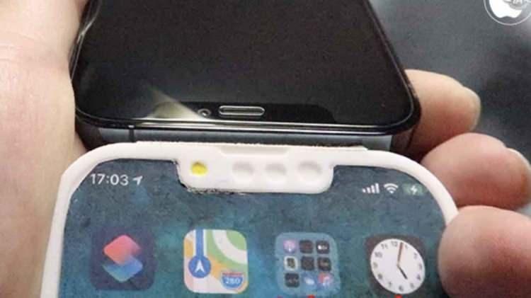 <p>Japonya'da tedarik zinciri bloğu Macotakara yeni bir video yayımladı. </p>
<p>Daha önce başarılı sızıntılar yapan Macatakara'nın iddiasına göre Apple yeni iPhone modelinde çentiği küçültecek. </p>