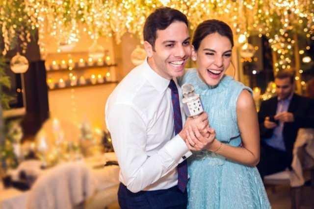 <p><span style="color:#000000"><strong>Alkoçlar, aldığı haber konusunda mutlu oldu. Yaz aylarını çift burada geçirecek. </strong></span></p>