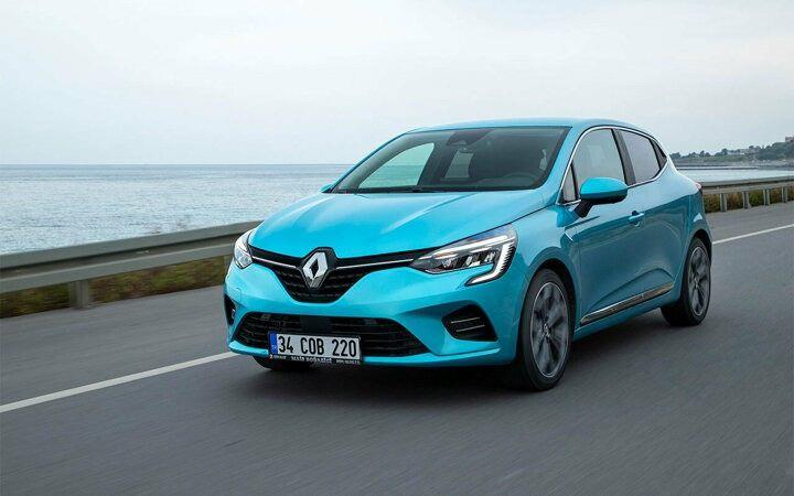 <p>Haziran ayında bir Renault sahibi olmak isteyenler, cazip fiyat ve finansman seçenekleriyle buluşuyor. Ayrıca, sağlık çalışanlarına ve online satışa özel teklifler bulunuyor. 2021 model yılı otomobillerden Taliant‘ın sınırlı sayıdaki Touch 1.0 Turbo X-tronic 90 bg, Megane Sedan‘ın Joy 1.3 TCe 140 bg ve Yeni Clio‘nun Joy 1.0 TCe X-Tronic 90 bg versiyonları, 60 bin TL kredi, 12 ay vade ve sıfır faiz finansman kampanyasıyla* sahiplerini bekliyor. Geçtiğimiz ay ilk kez Türkiye’de satışa sunulan Taliant’ın yanı sıra, Yeni Clio ve Megane Sedan’ın 2021 model yılı versiyonlarında 3 bin TL’lik takas indirimi** sunuluyor.</p>
