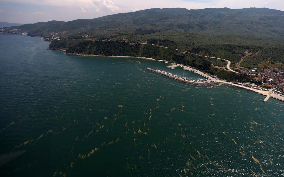 <p>Gökyüzünden her şeyin daha net görülebildiğini aktaran Yürekli, şöyle devam etti:</p>

<p>"Müsilaj, Marmara Denizi'nde maalesef hepimizin hoşlanmadığı bir problem. Belli bölgelerde yoğunlaşma var. Genel itibarıyla Marmara Denizi'nin açıkları, ortaları daha temizdi. </p>
