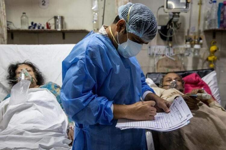 <p>Zira bu göz hastalığı ile mücadele kapsamında doktorlar hastaların gözlerini ameliyat ile çıkarmak zorunda kalıyor.</p>
<p> </p>