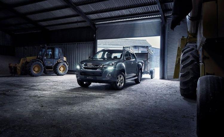 <p><strong>ISUZU</strong> - 216 adet satıldı</p>

<p>En çok satan modeli D-MAX: 185 adet</p>
