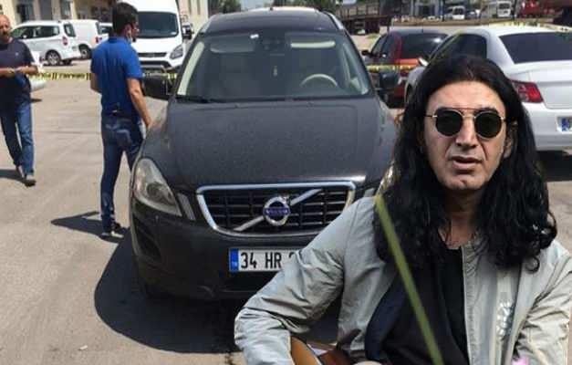 <p><strong>Adana'da tamirdeyken çalındıktan sonra mahallede terk edilmiş olarak bulunan cip, ünlü şarkıcı Murat Kekilli'ye teslim edildi. Aracının bulunmasına sevinen Kekilli ise memleketinden dolayı takipçilerine dert yandı.</strong></p>

<p> </p>
