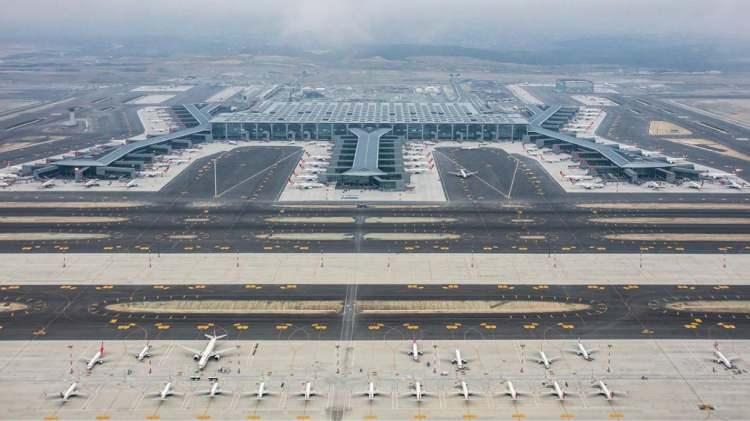 <p>İstanbul Havalimanı, dün icra edilen 635 uçuşla Avrupa'daki havalimanları arasında ilk sırada yer aldı.</p>