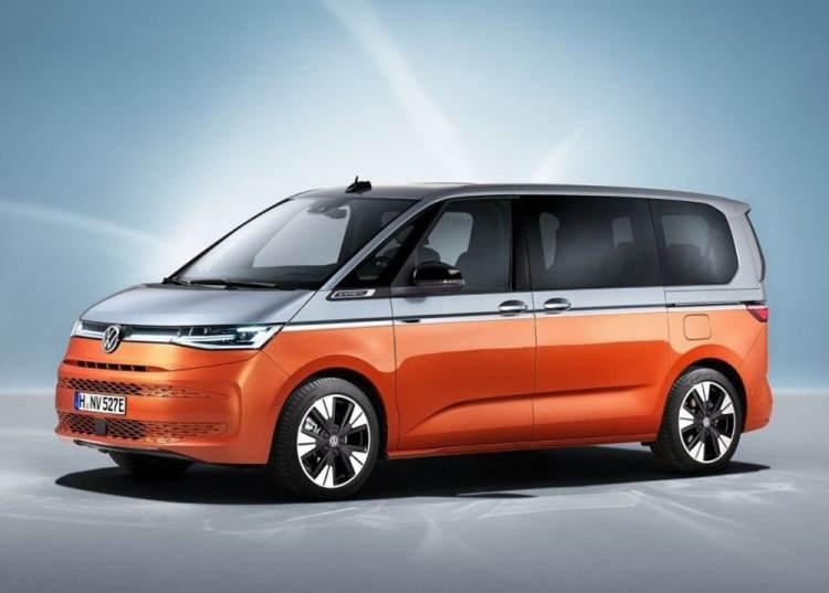 <p>2022 VOLKSWAGEN T7 MULTİVAN TANITILDI</p>
<p>Verdiği ipucu paylaşımlarının ardından Volkswagen, T7 Multivan uzun bir süre sonra çift tonlu gövde rengi ile tanıtıldı.</p>
