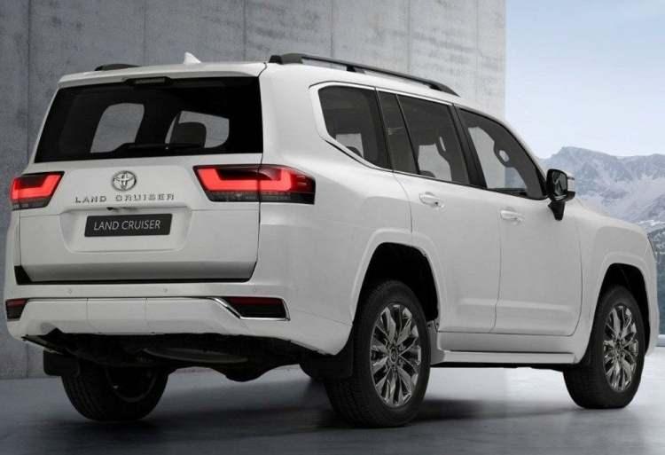 <p>Toyota'dan yapılan açıklamaya göre, yeni Land Cruiser 2021 yaz aylarından itibaren dünya çapında yaklaşık 130 ülke ve bölgede satışa sunmaya başlayacak.</p>
<p> </p>