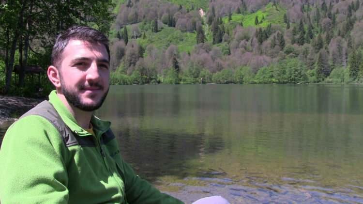 <p>Korona vir&uuml;s (Covid-19) tedbirleri kapsamında ziyarete kapatılan Milli Parklar yeniden ziyarete a&ccedil;ılmasının ardından Artvin&rsquo;in Bor&ccedil;ka il&ccedil;esinde bulunan Karag&ouml;l ziyaret&ccedil;i akınına uğradı.&nbsp;</p>
