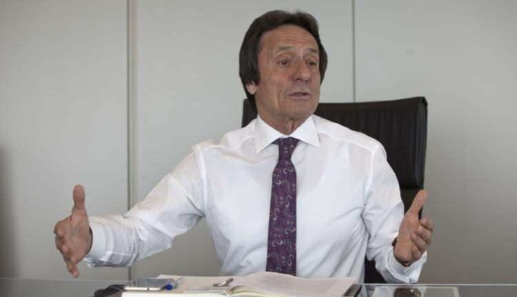 <p>25- Ahmet Nazif Zorlu (76 yaşında)</p>
<p>Zorlu Holding</p>
<p>1,1 Milyar $</p>