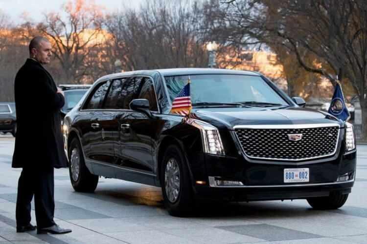 <p>Bununla birlikte, “Car and Driver” dergisi, yeni versiyondaki farların bir Cadillac Escalade SUV'den ödünç alındığını ve yeni ızgaranın 2016 Escala konseptinden esinlendiğini açıklandı.</p>
