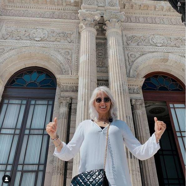 <p><strong>SERKAY T&Uuml;T&Uuml;NC&Uuml;'N&Uuml;N ANNESİ EMEL T&Uuml;T&Uuml;NC&Uuml;</strong></p>

<p>&nbsp;</p>
