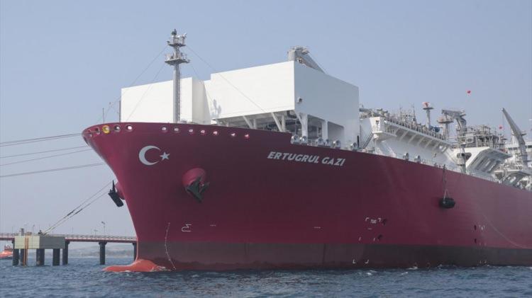 <p>Türkiye'nin ilk yüzer LNG depolama ve gazlaştırma gemisi Ertuğrul Gazi, Cumhurbaşkanı Recep Tayyip Erdoğan'ın katıldığı törenle hizmete alındı.</p>
