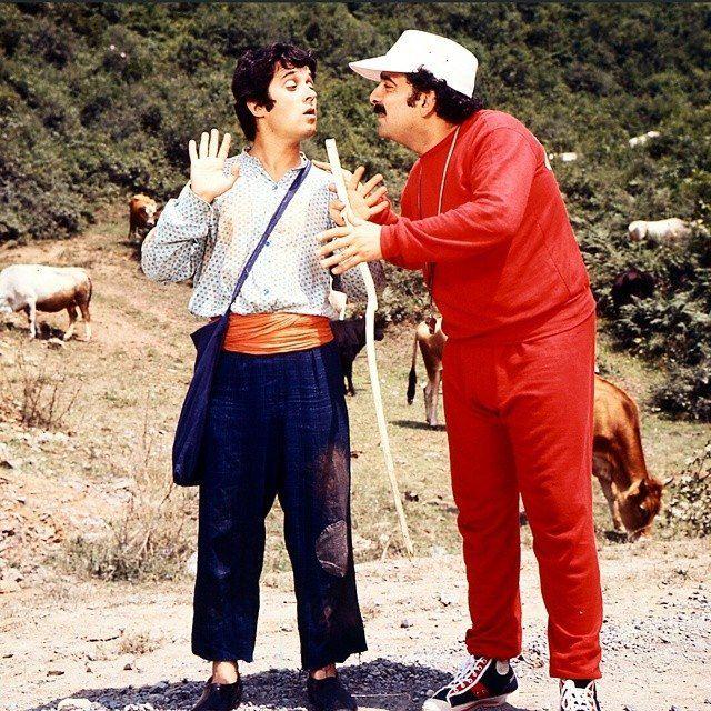 <p><strong><span style="color:#800080">1972 yapımı olan “Tatlı Dillim” filmiyle ilk kez adını duyurmuştur.</span></strong></p>

