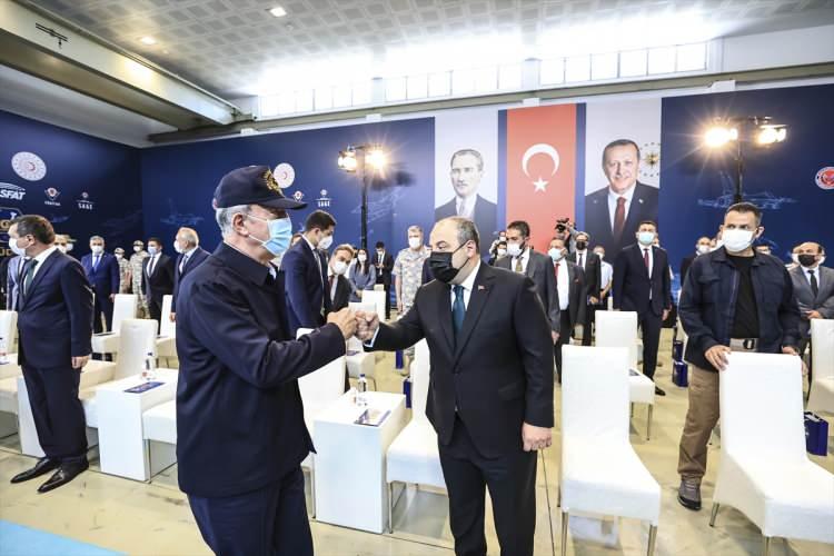 <p>Daha önceki teslimatlardan farklı olarak, yerli ve milli küresel konumlama sistemi alıcısı Kaşif'in bu projeye entegre edildiğine dikkati çeken Varank, şu değerlendirmede bulundu:</p>