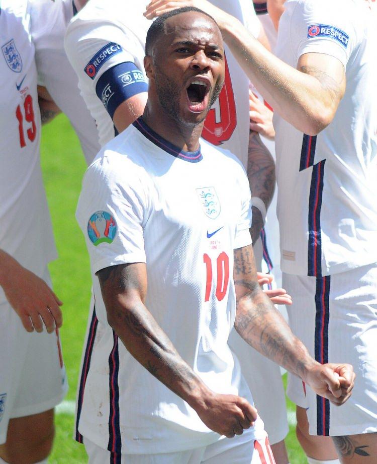 <p>4- Raheem Sterling (İngiltere) 115 milyon</p>
