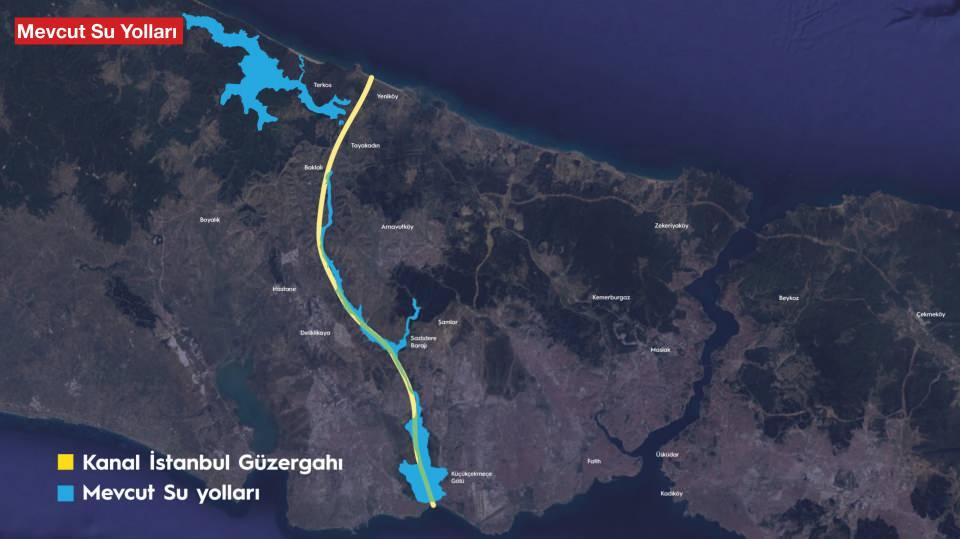 <p><strong>PROJENİN EKONOMİK YARARLARI NELER?</strong></p>
<p>Kanal İstanbul projesi Montrö'ye tabi olmayacağı için Süveyş gibi ton başına ortalama 5,5 dolardan fiyatlanabilecek. Süveyş'ten en fazla 150 DWT gemiler geçebilirken, Kanal İstanbul 300 bin tonluk gemiler için uygun olacak. 193 kilometre uzunluğa sahip Süveyş'ten 148 kilometre daha kısa olacak Kanal İstanbul, tam kapasite çalışması durumunda da yıllık kazanç 8 milyar dolara kadar yükselecek. Maliyeti 40 milyar doları bulacağı tahmin edilen Kanal İstanbul, hesaplanan getirisi ile 5 yıl içinde kendini finanse edecek.</p>