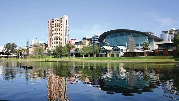 <p>12 Adelaide, Avustralya</p>
<p>11 San Diego, CA, Birleþik Devletler</p>
<p>10 Columbus, OH, Birleþik Devletler</p>