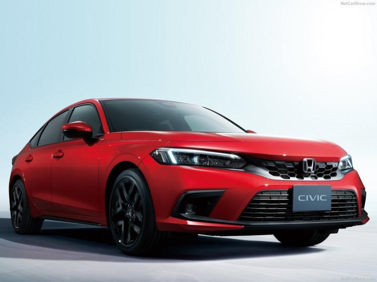 <p>Tamamen yenilenen 5 kapılı yeni Honda Civic Hatchback, 50 yıllık mirasından gelen konfor ve görünümüyle dikkati çekiyor. </p>
