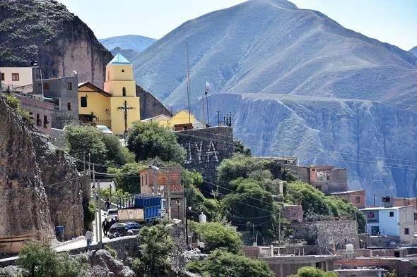 <p>53- Arjantin</p>

<p>52- Yunanistan</p>

<p>51- Sırbistan</p>
