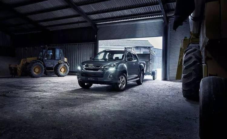 <p><strong>ISUZU</strong> - 117 adet satıldı.</p>

<p> </p>
