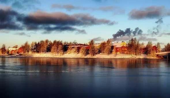 <p>44- Nijerya</p>
<p>43- Bahreyn</p>
<p>42- Finlandiya</p>