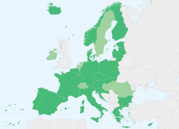 Avrupa'da aşı sertifikası resmen hayata geçirildi!