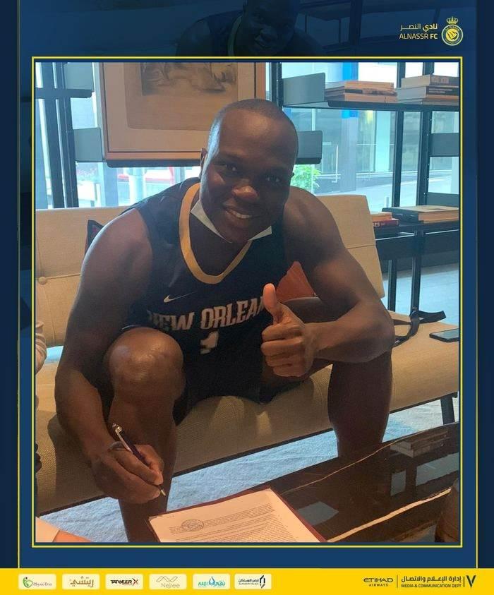 <p>Vincent Aboubakar</p>
<p>Beşiktaş -> Al Nassr</p>
<p>Bonservis bedeli: Bedelsiz</p>